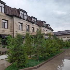 Hotel KREZ, khách sạn ở Qyzylorda