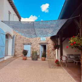 Bulles en Beaujolais Spa & Sauna, hotell i Fleurie