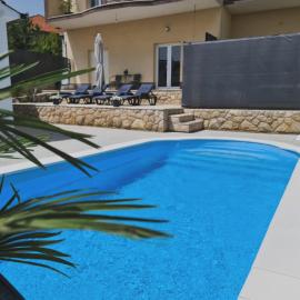 Aparment with Private Pool Shades of blueMM