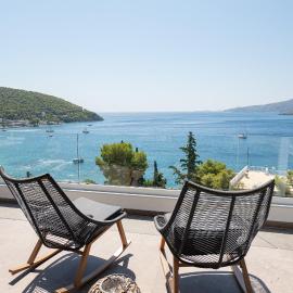 SEMIRAMIS Luxury Apartments, hotel in Poros