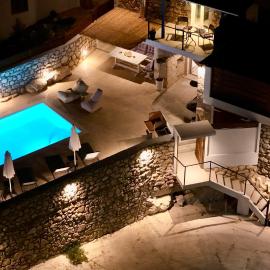 Villa Vista, hotel a Asprogerakata