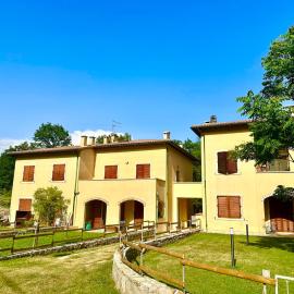 San Filippo Tuscany Homes โรงแรมในบาญญี ซาน ฟีลิปโป