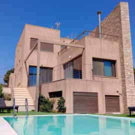 Endless Horizon Villa with Infinity pool, хотел в Skalánion