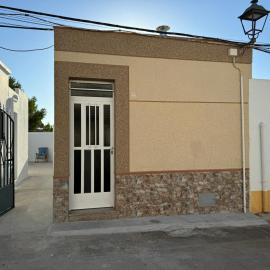 Fernán Pérez에 위치한 호텔 Casa Rural El Almendro