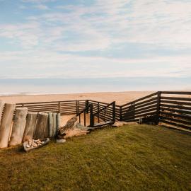 Family beachfront retreat, Hotel in Langstrand