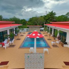 สุขสำราญรีสอร์ท หาดเจ้าหลาว จันทบุรี, hotel em Praia de Chao Lao