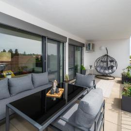 Fully equipped Apartments with Terraces, Free garage parking, Netflix & AC - by Apartmány Šlapanice cz