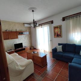 3 Bedrooms Apartment