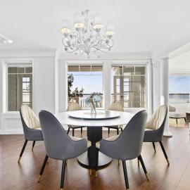 Luxury Waterfront Holiday Home, хотел в Тукли