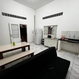 Casa Ana Brutomesso 1, hotel u gradu Londrina