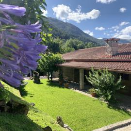 Casa do Fijogo no Gerês avec Piscine, hotel in Rio Caldo