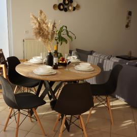 Yapyli Home, hotel di (( Kermetés ))