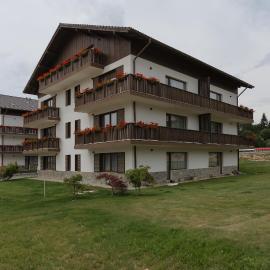 Grand Chalet Aparthotel, hotel in Poiana Brasov