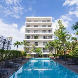 Modern Condo near the Beach - NV531, hotel en Phuket