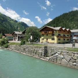 Haus Lechblick, hotel em Steeg