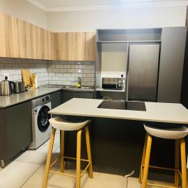 Spacious 2 Bedroom Apartment in Midrand, Waterfall City - Business and Family friendly - 11 Elizabeth Place