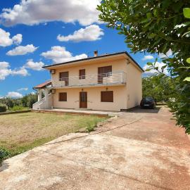 Apartment Muntic 2361, hotell sihtkohas Muntić
