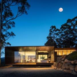 Mountain Top Snug, Studio Itas, hotell i Snug