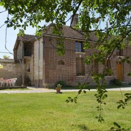 Le bas du buisson fermé, hotel in Bucey-en-Othe