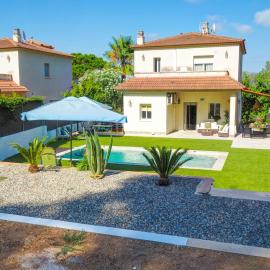 Villa Claudia by Hello Homes Sitges, hotel din Sitges