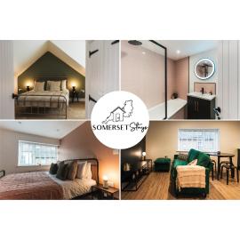 Feature Stone, Stunning Apartment, 2 x King Beds and Single, Sleeps 5
