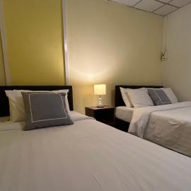 Studio Room with private kitchen and Bathroom