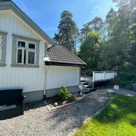 Cosy cabin in Risør, hotel en Risør