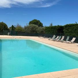 04B3 Beautiful T3 in the heart of lavender - pool