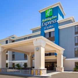 Holiday Inn Express Hotel & Suites Tampa-Rocky Point Island by IHG, hotelli kohteessa Tampa