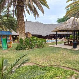 Ombinda Country Lodge, hotel en Outjo