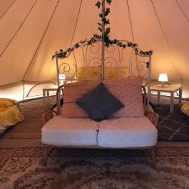 Beaurepaire Bell Tent, hotell i Commana