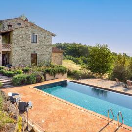 GuestHost - Casale dei Tramonti - Nature's Haven Apartments in Renovated Farmhouse with Pool