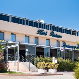 Hotel Petrčane, hotelli kohteessa Petrcane