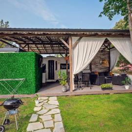 Каравани AVI IRIS Фичоза, hotel di Varna City
