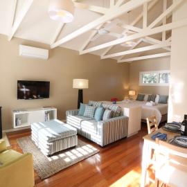 Driftwood - Luxury Spa Cottage for Two, hotel in Cowes