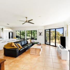 King Bed' tranquil paradise Cowes 4BR 4BTH