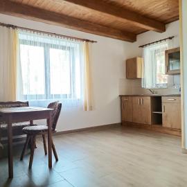 Apartmán Karhule (pod Blaníkem), hotel di Pravonín