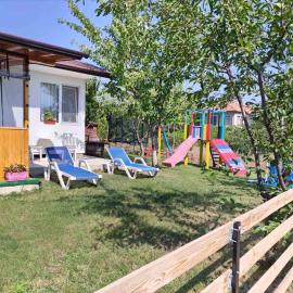 Къща Виктория, hotel in Banya