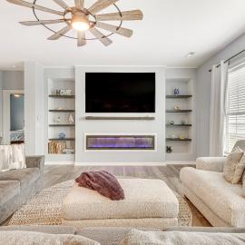 Private Beach & Deck: Bayfront Home in Hayes!, hotel a Yorktown