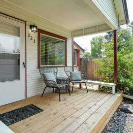 Vintage Tiny House CUTE 1BDRM Big Appeal – hotel w mieście Colorado Springs