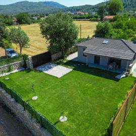 Arzu Cottage