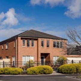 StayAU Family Home Comfort in Caroline Springs