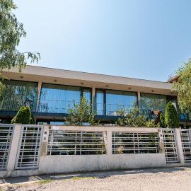 AIFEN - Apartamente pentru Toata Familia În Eforie Nord - cu Gradină Proprie, la 2 Pași de Plajă