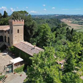Torre Di Montelopio by Salogi Villas