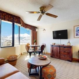 Grand Lodge #553, hotel i Mount Crested Butte