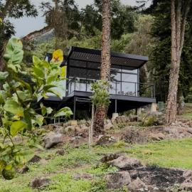 Eco Lodge Los de Arriba en Lago Calima, Hotel in Restrepo