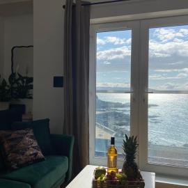 Sunset View Apartment, hotel in Portstewart