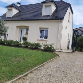Maison à la campagne, hotel u gradu Acy
