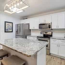 The Seabreeze Bungalow., hotel in Ocean Springs