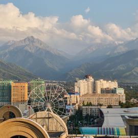 Five Business-class rooms in R-house near Mega Center Almaty, Hotel in Almaty